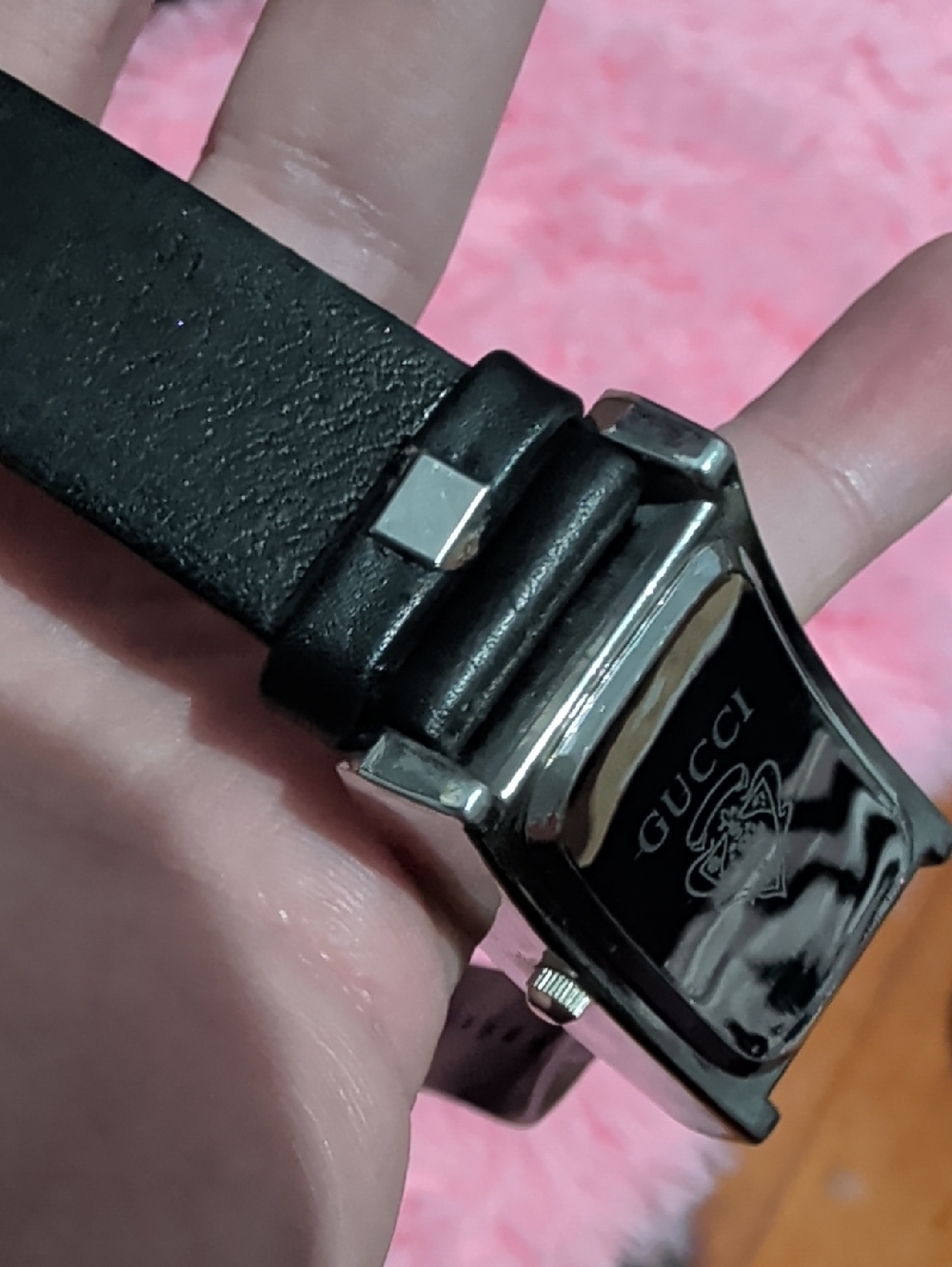 Vintage Gucci Tank Watch - Silver/Grey Dial - Black Genuine Leather - Picture 10 of 11